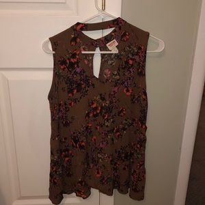 🌸mossimo flower tank top🌸